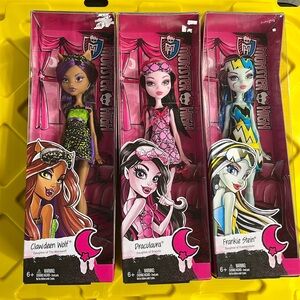 MONSTER HIGH 2015 Set Sleepover Dolls: Clawdeen, Draculaura & Frankie - All NIB